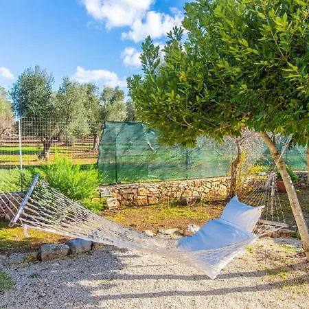 بيت للعطل Trullo Con Piscina Baby سان ميكيلي سالنتينو