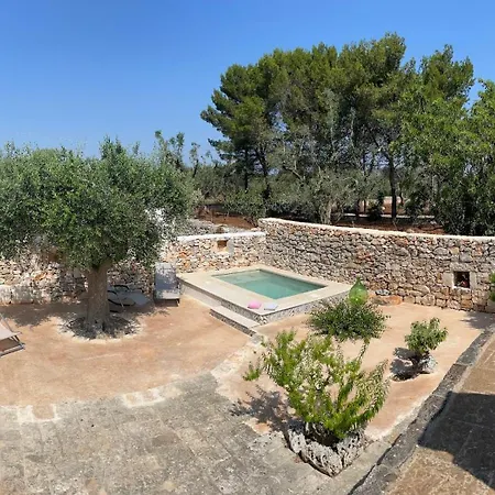 Trullo Con Piscina Baby * سان ميكيلي سالنتينو
